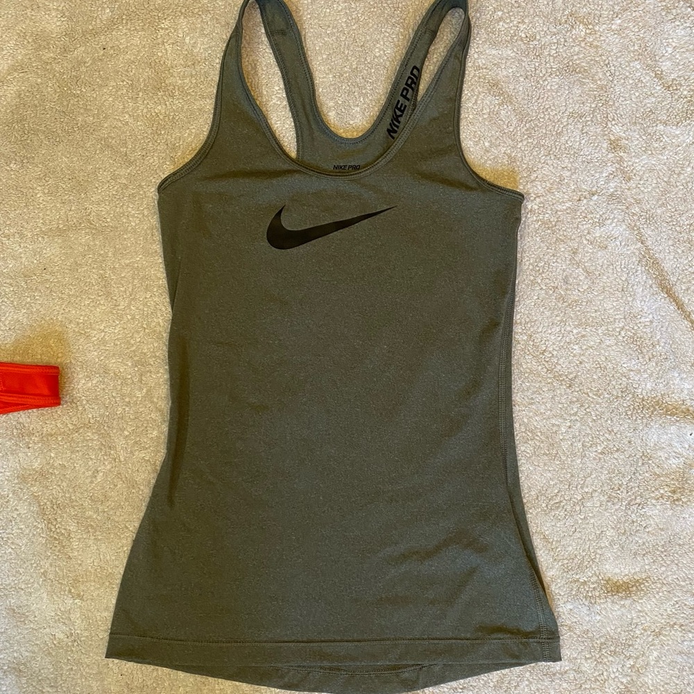 XS Nike Pro Tank Top
